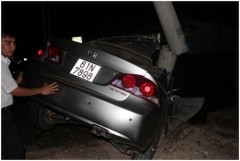 An accident in Binh Duong Province killing the driver on January 24 (Photo: Tuoi Tre)